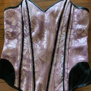 Beautiful vintage corset-Size 32